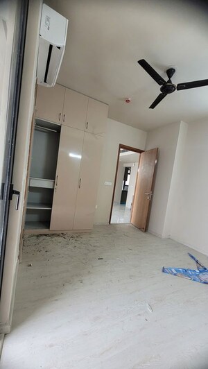 Room in 2 BHK Apartment at M3M Heights, Sector 65 – for Rent
