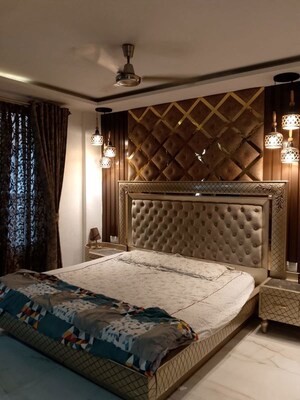 Bedroom in 4 BHK Builder Floor at Sector 56 – for Rent