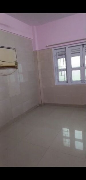 Bathroom in 2 BHK Apartment at Palazzio CHS, Powai – for Rent
