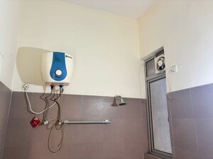 Bathroom in 2 BHK Apartment at Pioneer Park Phase 1, Sector 61 – for Rent