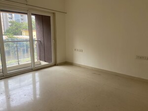Room in 2 BHK Apartment at RNA Continental, Chembur – for Rent