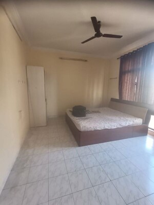 Bedroom in 2.5 BHK Apartment at Sharada Oxford Classic, Wanowrie – for Rent