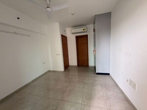 Room in 3 BHK Apartment at Tata Gurgaon Gateway, Sector 112 – for Rent