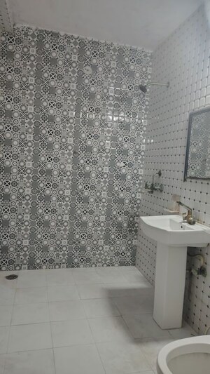 Bathroom in 3.5 BHK Villa at Sector 23 – for Rent