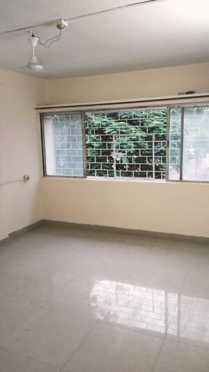 Room in 2 BHK Apartment at Ganga Savera, Wanwadi – for Rent