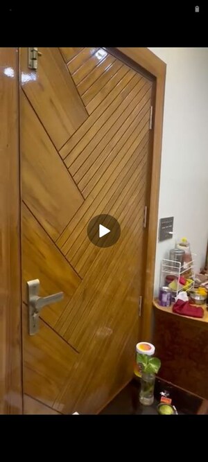 Furnished Amenities in 3.5 BHK Villa at Sector 55 – for Rent