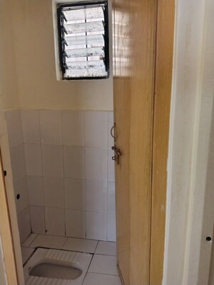Washroom in 2 BHK Independent House at Warje Malvadi – for Rent