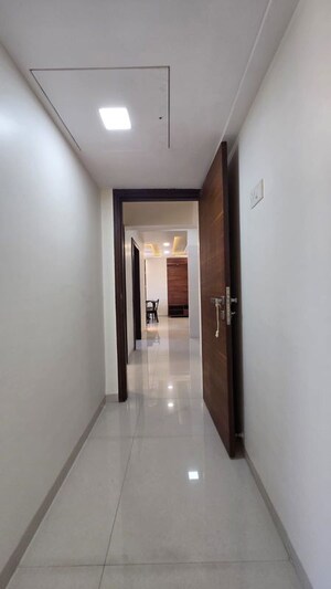 Building Lobby in 2 BHK Apartment at Romell Umiya Grandeur, Goregaon East – for Rent