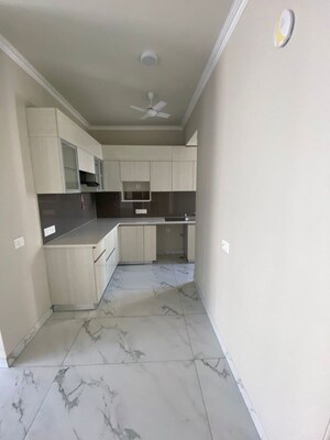 Kitchen in 2.5 BHK Builder Floor at Central Park Flower Valley, Sohna Sector 33 – for Sale