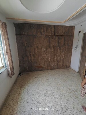 Bedroom in 3 BHK Apartment at Thaltej – for Rent