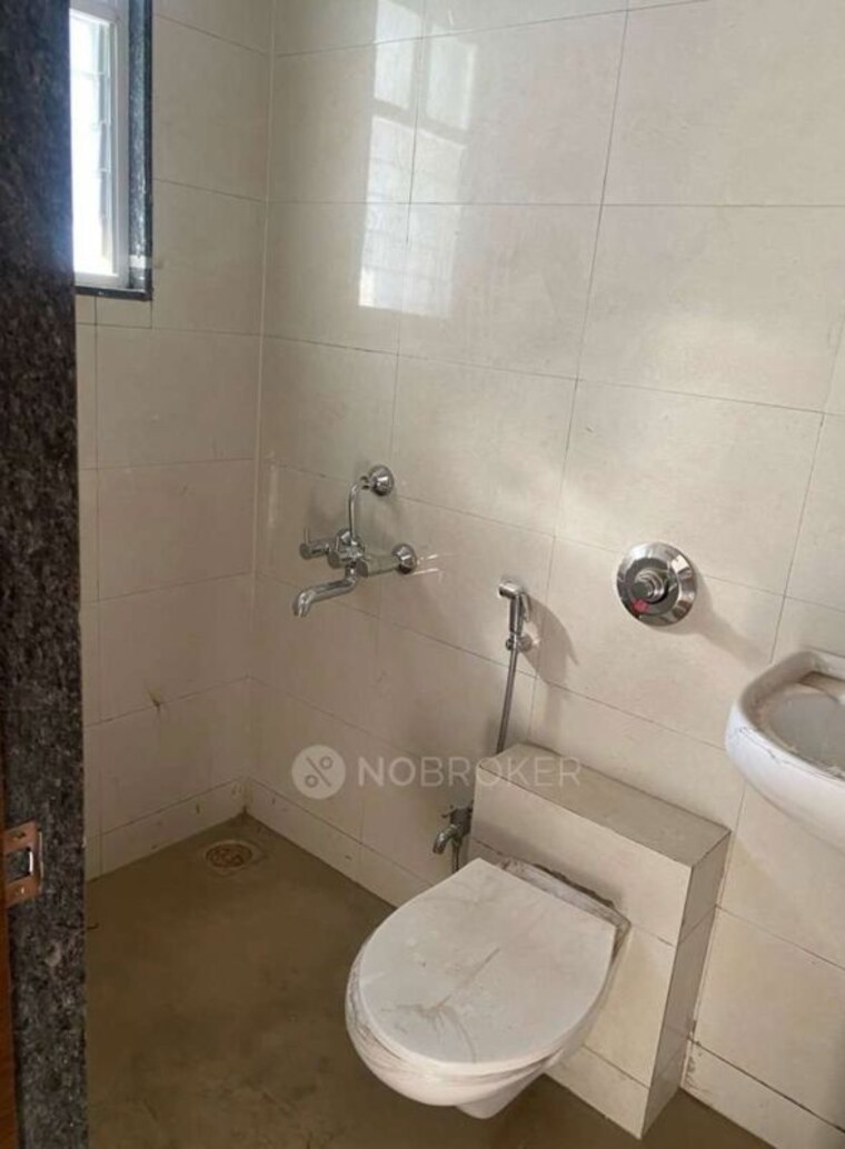 Bathroom, neev-itrend-life-2 2 Bedroom 720 Sq.Ft. Apartment In Wakad Pune 10685581