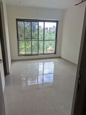 Room in 2 BHK Apartment at Hubtown Seasons, Chembur – for Rent