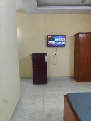Furnished Amenities in 1 RK Independent House at Sector 14 – for Rent