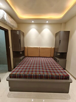 1 RK Builder Floor For Rent in Dlf City Phase 3