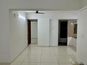 2 BHK Apartment For Rent in Basil Skyline, Tragad