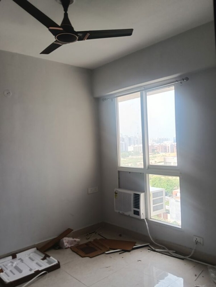 Room, signature-global-prime 2 Bedroom 573 Sq.Ft. Apartment In Sector 63a Gurgaon 10685649