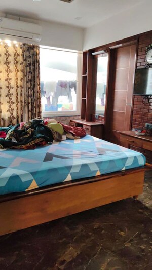 Bedroom in 3 BHK Apartment at Gala Lifestyle Haven, Near Nirma University On Sg Highway – for Rent