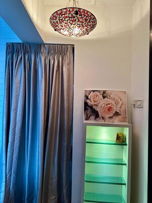Room in 2 BHK Apartment at Sant Sudama, Santacruz East – for Rent