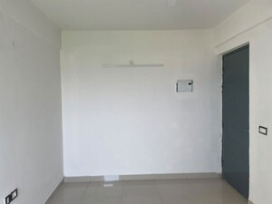 Room in 3 BHK Apartment at Sector 108 – for Rent