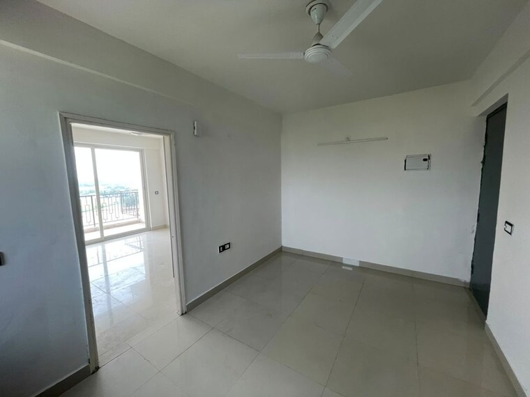 Room, sector 108 3 Bedroom 664 Sq.Ft. Apartment In Sector 108 Gurgaon 10685673