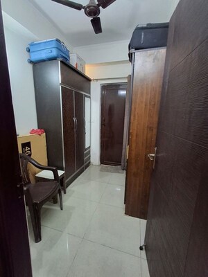 Team Area in 3.5 BHK Apartment at Ajnara Le Garden, Sector 16b Greater Noida – for Rent