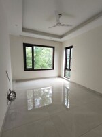 3 BHK 215 Sq.Yd. Builder Floor in Sushant Lok I