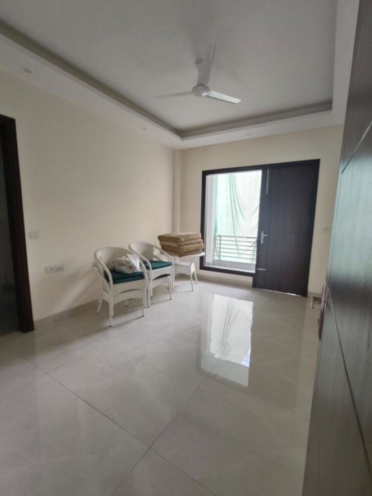 Living Room, sushant lok i 3 Bedroom 215 Sq.Yd. Builder Floor In Sushant Lok I Gurgaon 10685692