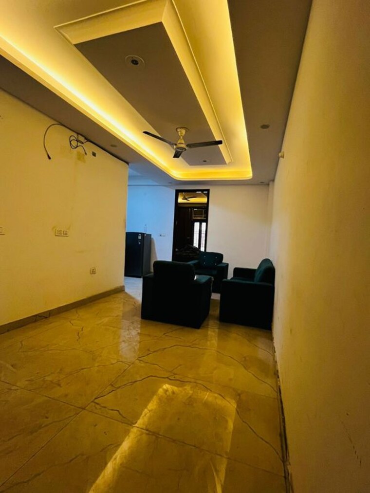 Room, freedom fighters enclave 2 Bedroom 950 Sq.Ft. Builder Floor In Freedom Fighters Enclave Delhi 10685700