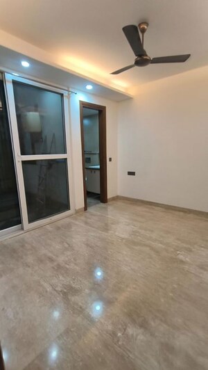 Room in 3 BHK Apartment at Shivalik Colony – for Rent