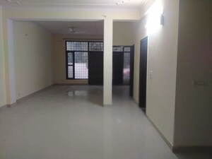 Room in 3 BHK Builder Floor at Sushant Lok I – for Sale