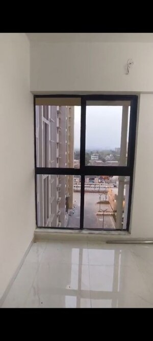 1 BHK Apartment For Rent in Runwal Gardens, Dombivli East