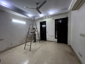 Room in 3 BHK Apartment at Shivalik Colony – for Rent
