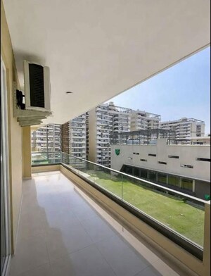 3 BHK Apartment For Rent in Maya Green Lotus Utsav, International Airport Road