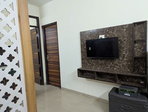 1 BHK Apartment For Rent in ROF Aalayas, Sector 102