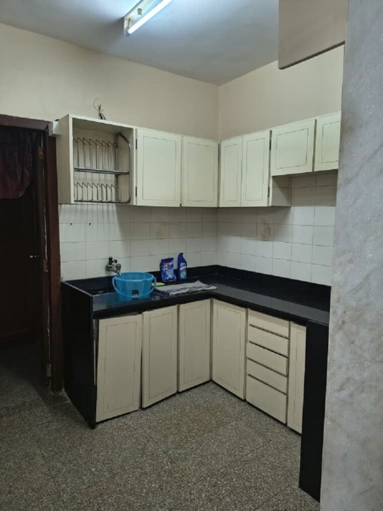 Kitchen, khar west 2 Bedroom 700 Sq.Ft. Apartment In Khar West Mumbai 10685711