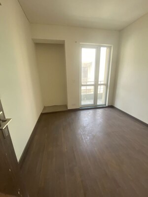 Room in 4 BHK Builder Floor at BPTP Parkland Pride, Sector 77 – for Sale