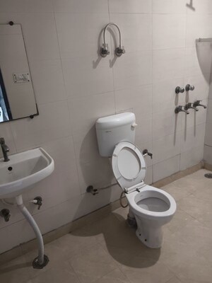 Bathroom in 2 BHK Apartment at RWA Apartments Sector 53, Sector 53 – for Rent