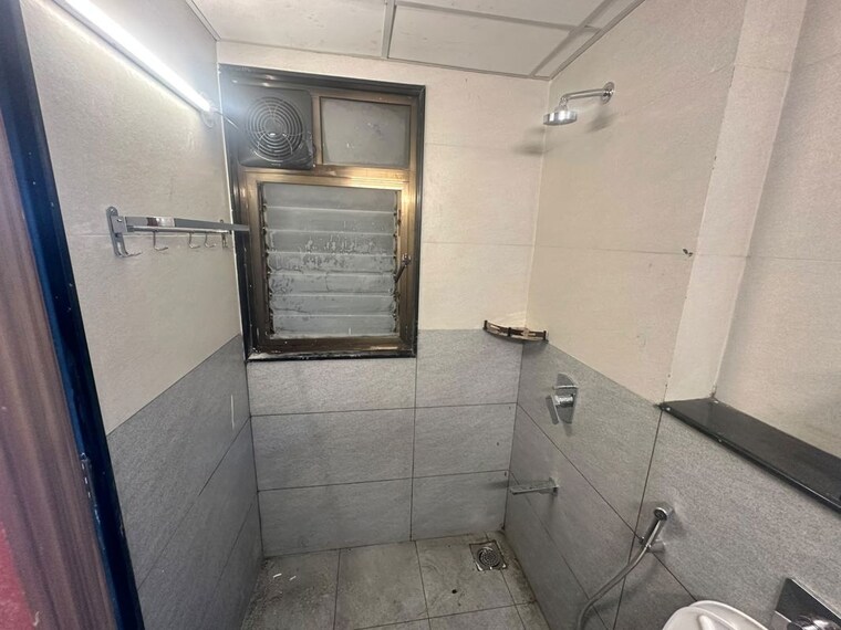 Bathroom, paranjape-schemes-orion-15-16-17 2 Bedroom 750 Sq.Ft. Apartment In Hinjewadi Pune 10685790