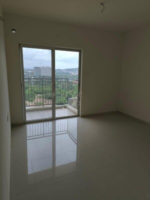 Room in 2 BHK Apartment at Godrej Nurture Pune, Mamurdi – for Rent
