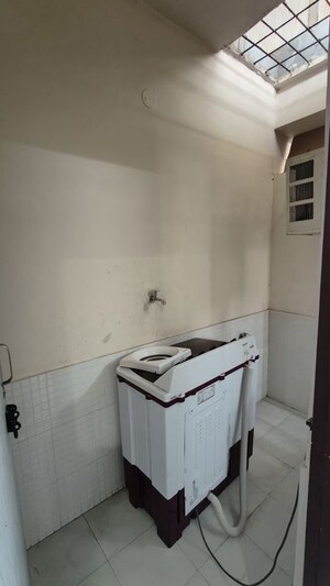 Bathroom in 1 BHK Builder Floor at Neb Sarai – for Rent