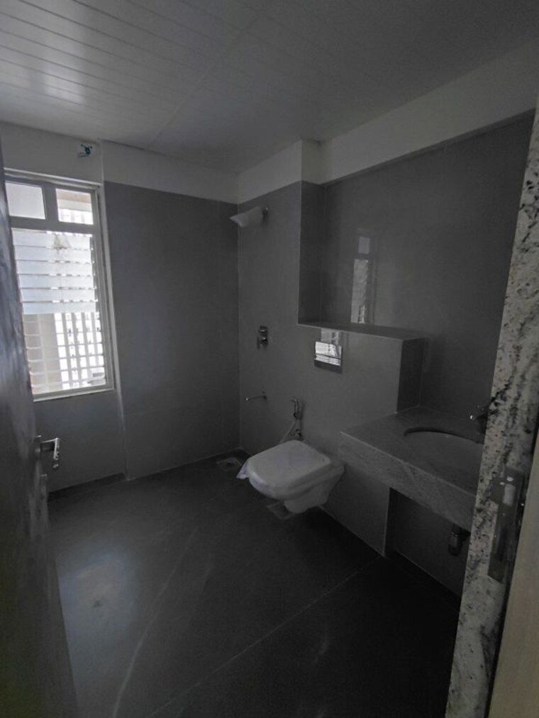 Bathroom, ghodawat-skystar 3 Bedroom 998 Sq.Ft. Apartment In Goregaon West Mumbai 10685826