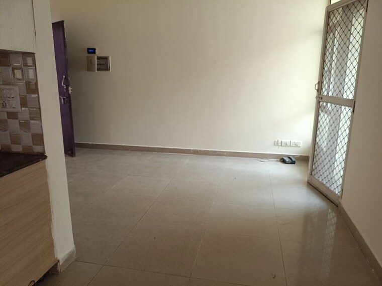 Room, gaur-city-2-12th-avenue 2 Bedroom 1055 Sq.Ft. Apartment In Sector 16c Greater Noida Greater Noida 10685887