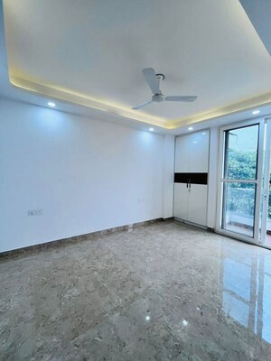 Room in 2 BHK Independent House at Saket – for Rent