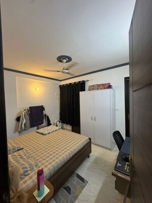 Bedroom in 1 BHK Builder Floor at Saket – for Rent