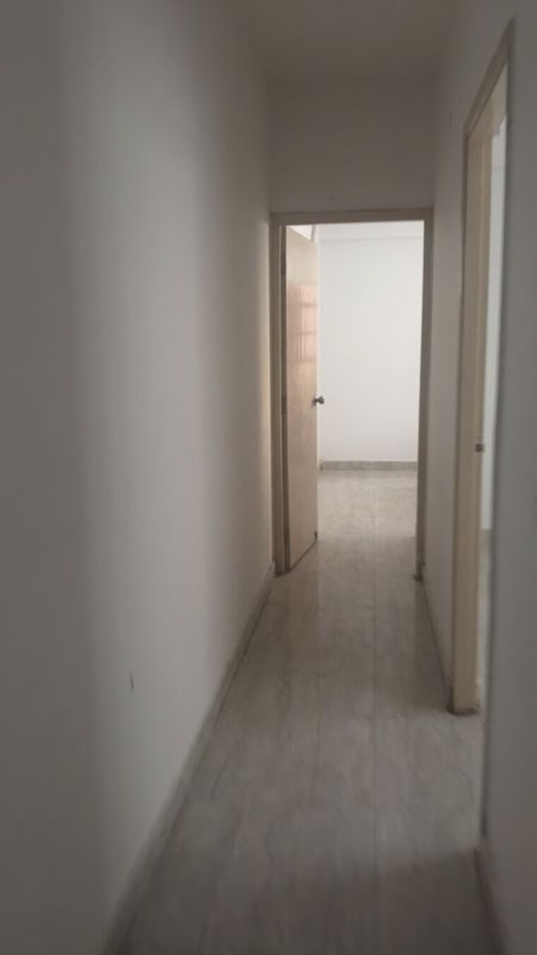 Room, signature-solera-apartment 2 Bedroom 500 Sq.Ft. Apartment In Sector 107 Gurgaon 10685881