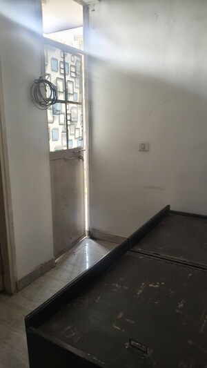 Room in 2 BHK Apartment at Signature Solera Apartment, Sector 107 – for Sale