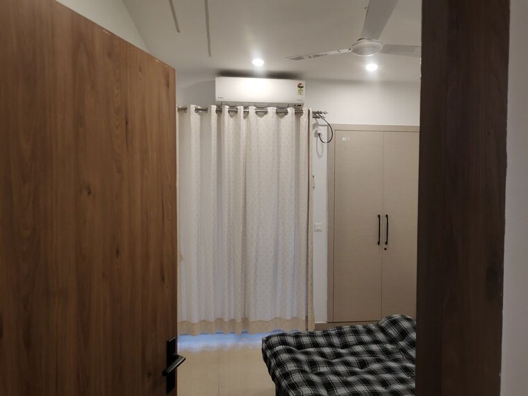 Bedroom, sector 76 3 Bedroom 1700 Sq.Ft. Apartment In Sector 76 Noida 10685873