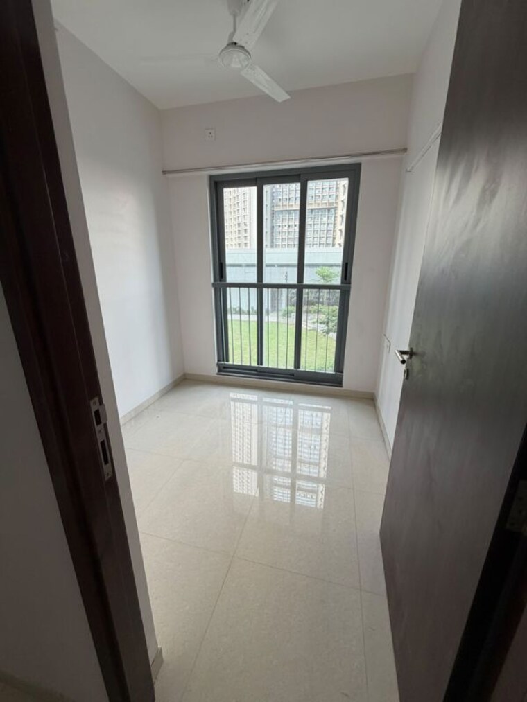 Room, raymond-the-address 3 Bedroom 1190 Sq.Ft. Apartment In Pokhran Road No Two Thane 10685911