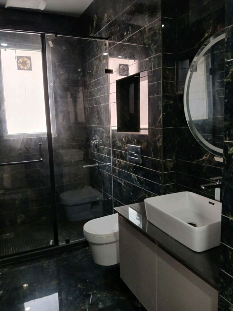 Bathroom, sector 23 3 Bedroom 1550 Sq.Ft. Builder Floor In Sector 23 Gurgaon 10685919