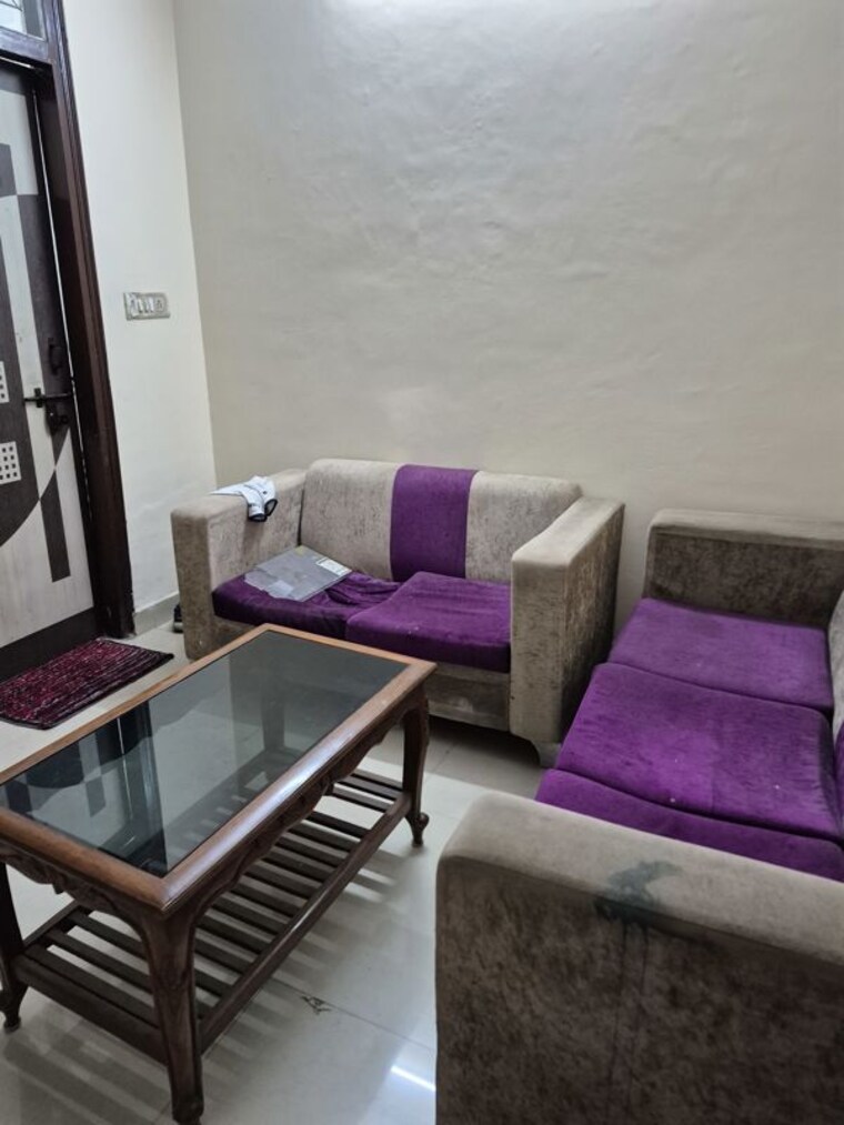 Lobby, mayur vihar 1.5 Bedroom 550 Sq.Ft. Builder Floor In Mayur Vihar Delhi 10685924